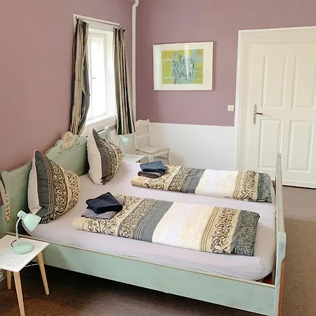 Und Goldberg Апартаменты *